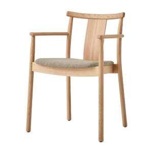 Audo Copenhagen Merkur arm chair with cushion Oak-Hallingdal 0200 beige