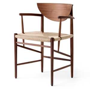 &Tradition Drawn chair HM4 with armrest Walnut